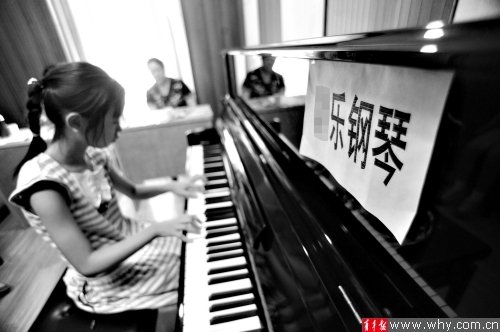 钢琴考级家长要因材施教选老师须重方法