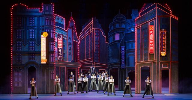 音乐剧《繁花尽落的青春》温暖上演