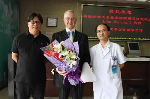 上海和平眼科医院开展国际学术交流会