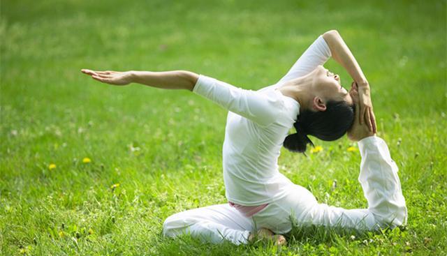 多练瑜珈可保养卵巢 卵巢保养离不开饮食护理