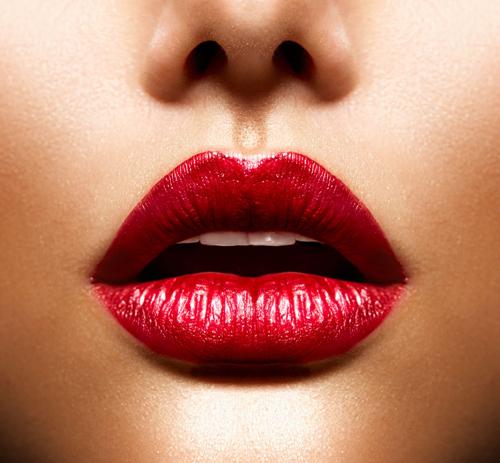 嘴唇是健康 晴雨表 脸上这几种变化预示疾病