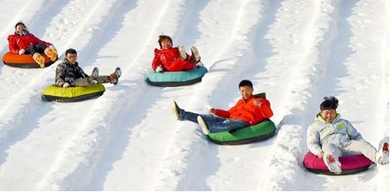 全石家庄冻起来天山世界之门冰雪嘉年华盛大启幕