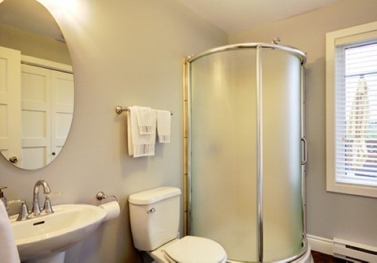 小浴室发挥大作用 10款小浴室设计赏析