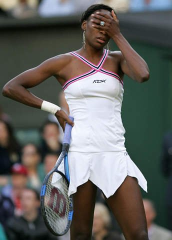 温网十大冷门:辛吉斯<em>阴沟</em>翻船 桑神打懵观众_