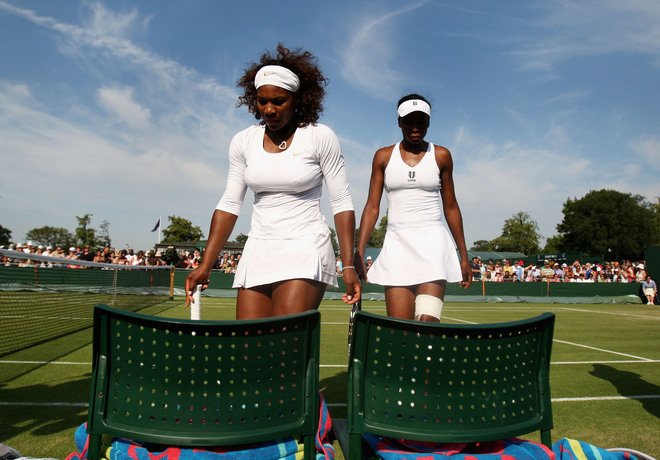 组图:威家<em>姐妹</em>女双开门红 4号种子夺冠最大热