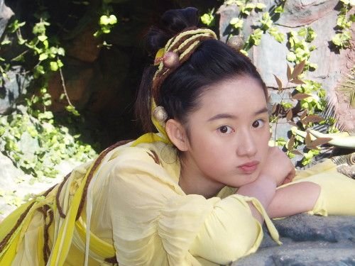 <em>90后靓妹</em>狂恋曼联(图)