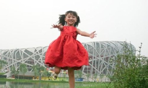 组图:北京奥运开幕式独唱红衣女孩林妙可_八方