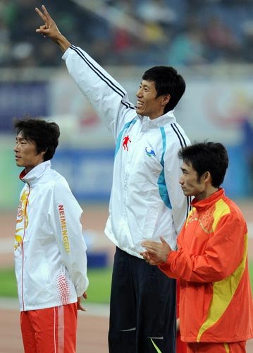 男子400米栏成功卫冕 孟岩欲与刘翔决高下