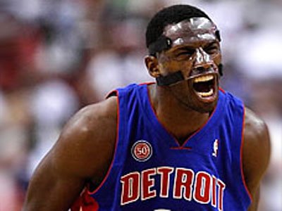 NBA面具超人:汉密尔顿无悬念 皇帝又破纪录_