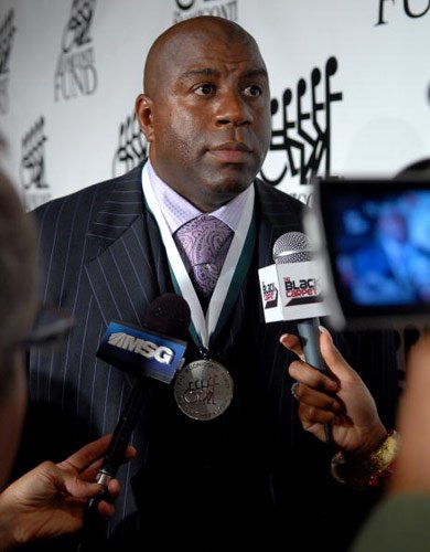 危害球员健康10大隐患 枪支成nba联盟大顽疾_