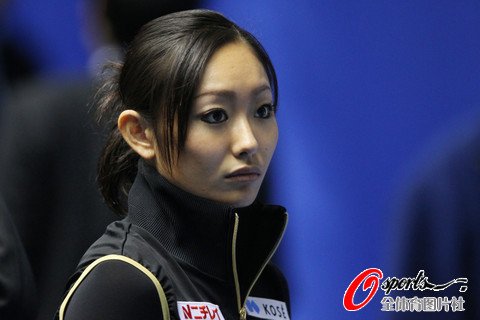 组图:安藤美姬备战09年花样划滑总决赛