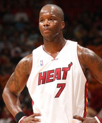 麦蒂森·达文波特_篮球运动员麦蒂收入(2)