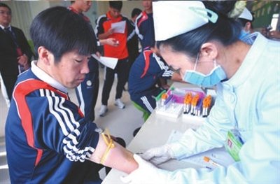 高洪波备战亚预赛底气不足 称必须争取赢一场