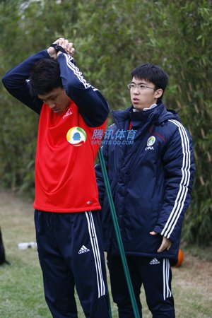 魔鬼训练突变战术配合 国足冬训内容为何调整