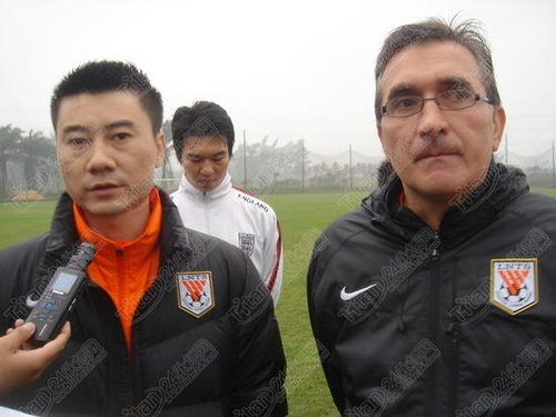 伊万:邓卓翔已是我的人 不清楚恩师涉赌