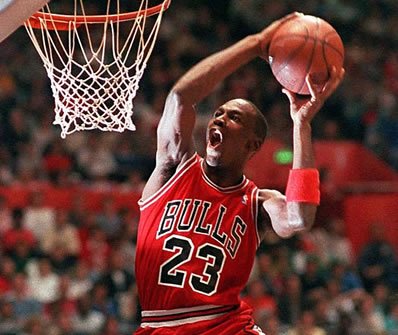 官方最新发布的乔丹NBA生涯十大扣篮