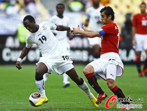 图文:非洲杯决赛加纳vs埃及 快拉兄弟一把