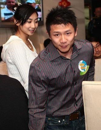 陈一冰谈恋情:娜娜年龄小 我们还没考虑结婚