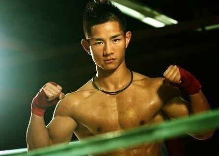 昆仑决杨建平KO韩名将 现代李小龙认输泰拳王_体育_腾讯网