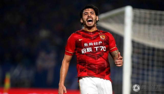 恒大亚冠决赛球票火爆 首日8小时售超2.8万张