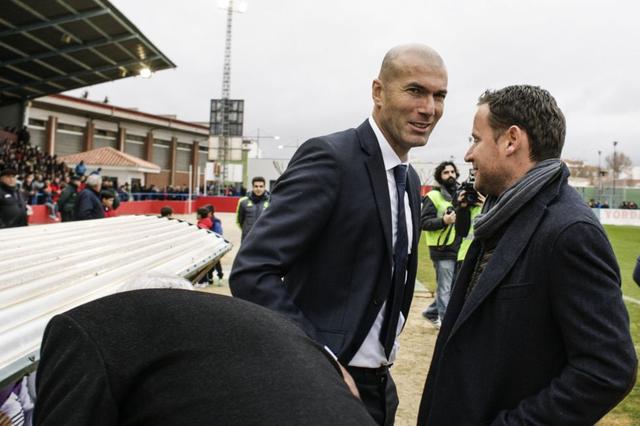 齐祖教练生涯胜率不足5成 民意看衰执教前景