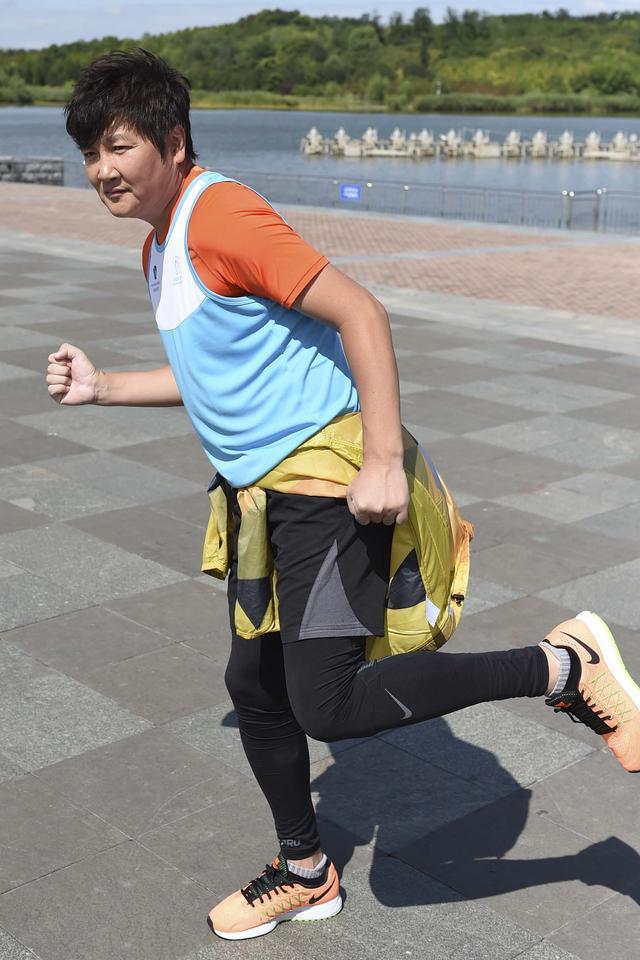 娱乐明星玩转马拉松 冠希哥跑马撑过艳照门