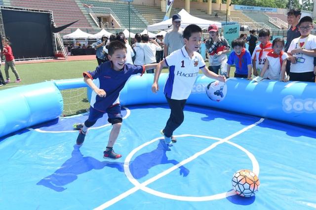 活力校园足球欢乐季开幕 用足球点亮快乐童年