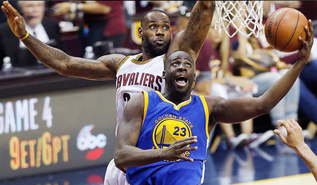 火爆!格林受詹皇胯下之辱 两人推搡+互喷_NB