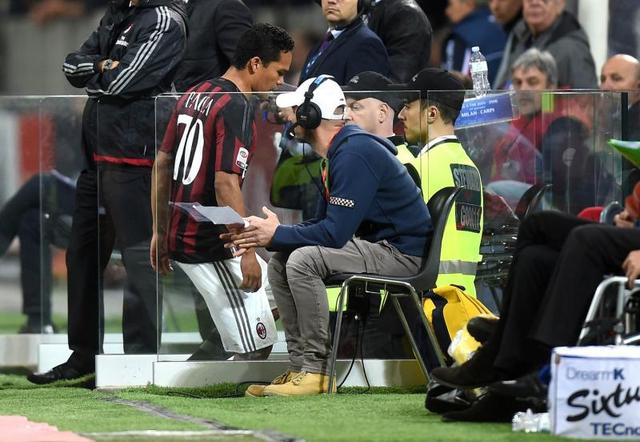 了!枪王被换下发飙 比赛没完驾车离去_彩票资