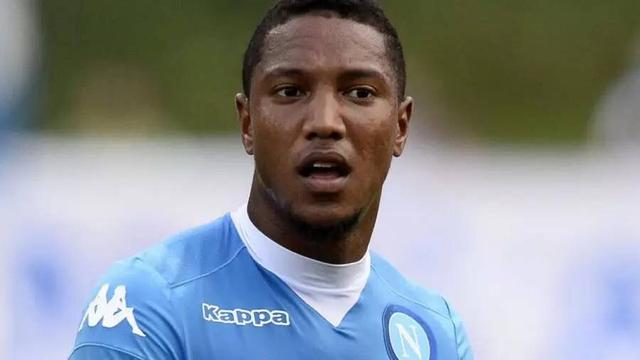 身价高?中超球员工资更高 超人均年收入70倍