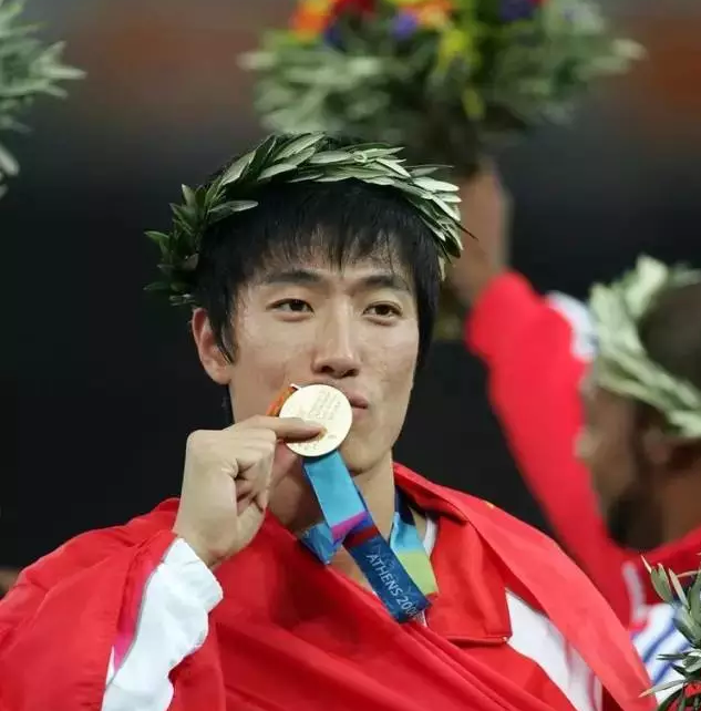 刘翔的命运交易:抵押正常人生换取跑道金牌