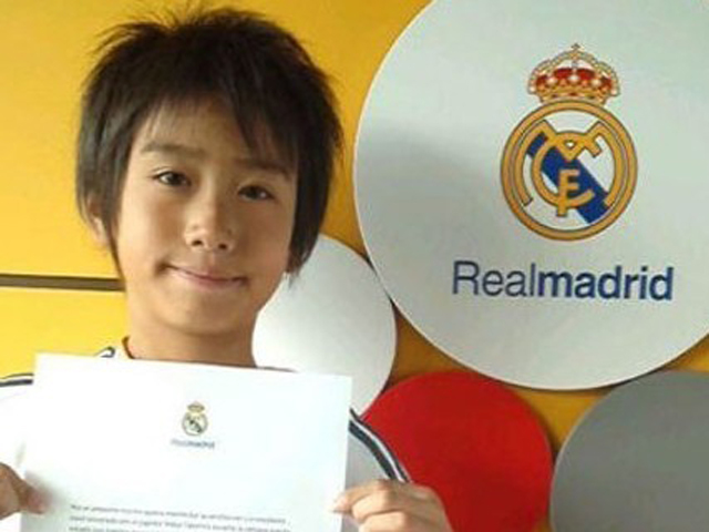 日本9岁足球神童签约皇马 7岁上演彩虹式过人