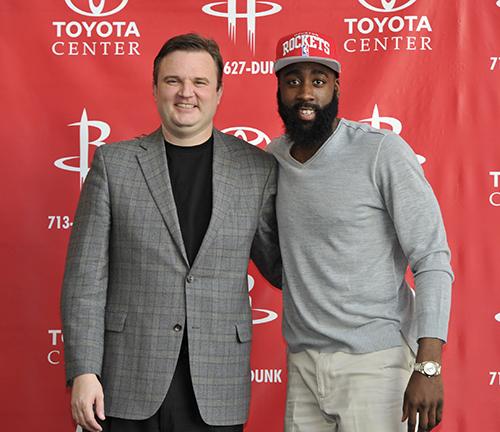 NBA局内人:十年了,火箭弃人无数却唯独留下他