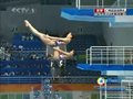 视频：女子双人3米跳板 马来西亚组合81.00分