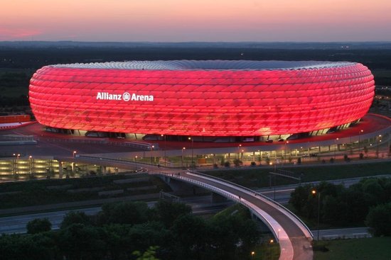 德国慕尼黑安联球场 欧洲足球精英的聚集地_体育_腾讯网