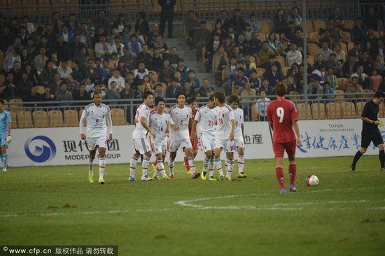 东亚运-U22国足0-2日本排名垫底 一分钟丢2球