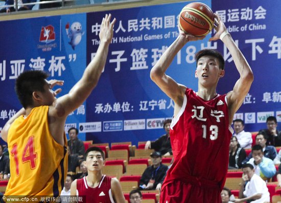 17岁2米17周琦赴美特训一年 为进CBA提高身体