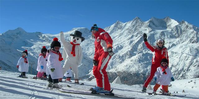 滑雪胜地加码冰雪旅游 中瑞交流驶入快车道