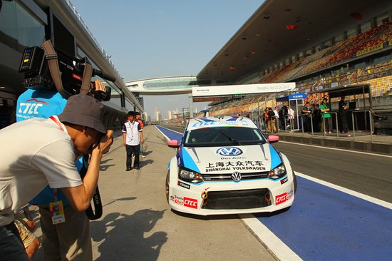 周萌CTCC揭幕站观察:超级量产车发动机大战