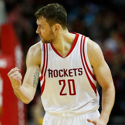 莫泰续约又生变故 火箭推迟体检他还能签约吗