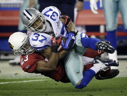 红雀虎头蛇尾险遭逆转 nfl圣诞大战牛仔惜败