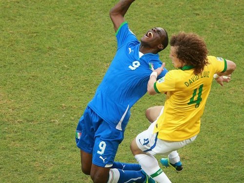 巴西意大利之战争议多 三进球遭质疑截图