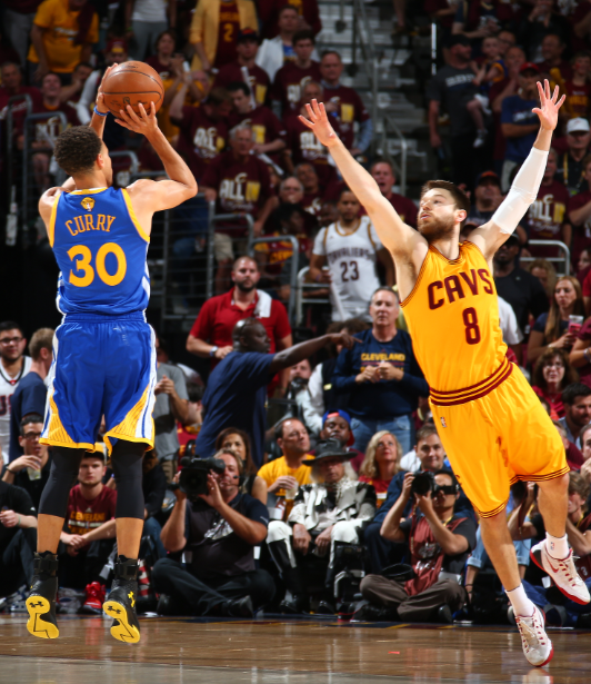 MVP末节复苏 看库里G4能否破除“库里法则”_体育_一生一世