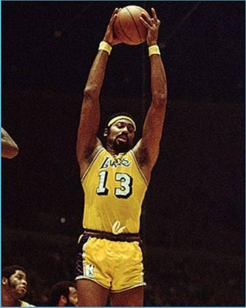 历史上的今天：爵士加入NBA 魔术师助攻破万 
