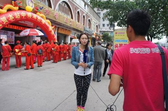 �󽱸������С����� �����١�����˫ɫ���