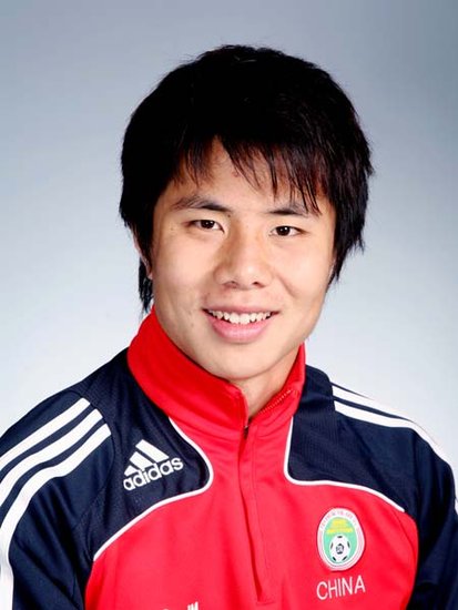 中国国家队球员蒿俊闵