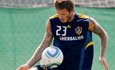 35 bliain d'aois Beckham oiliúna gan athbhrí