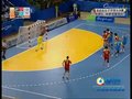 视频：女子手球 中国队李瑶果断进球得分