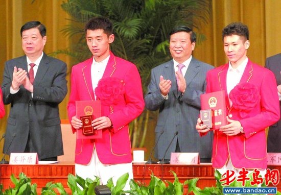 张继科被授予<em>山东省</em>先进个人 享省级劳模待遇