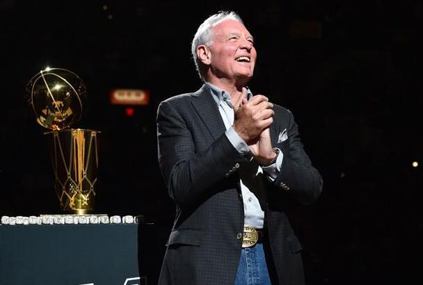 列哪一项不该进入gdp_情侣头像一男一女(2)